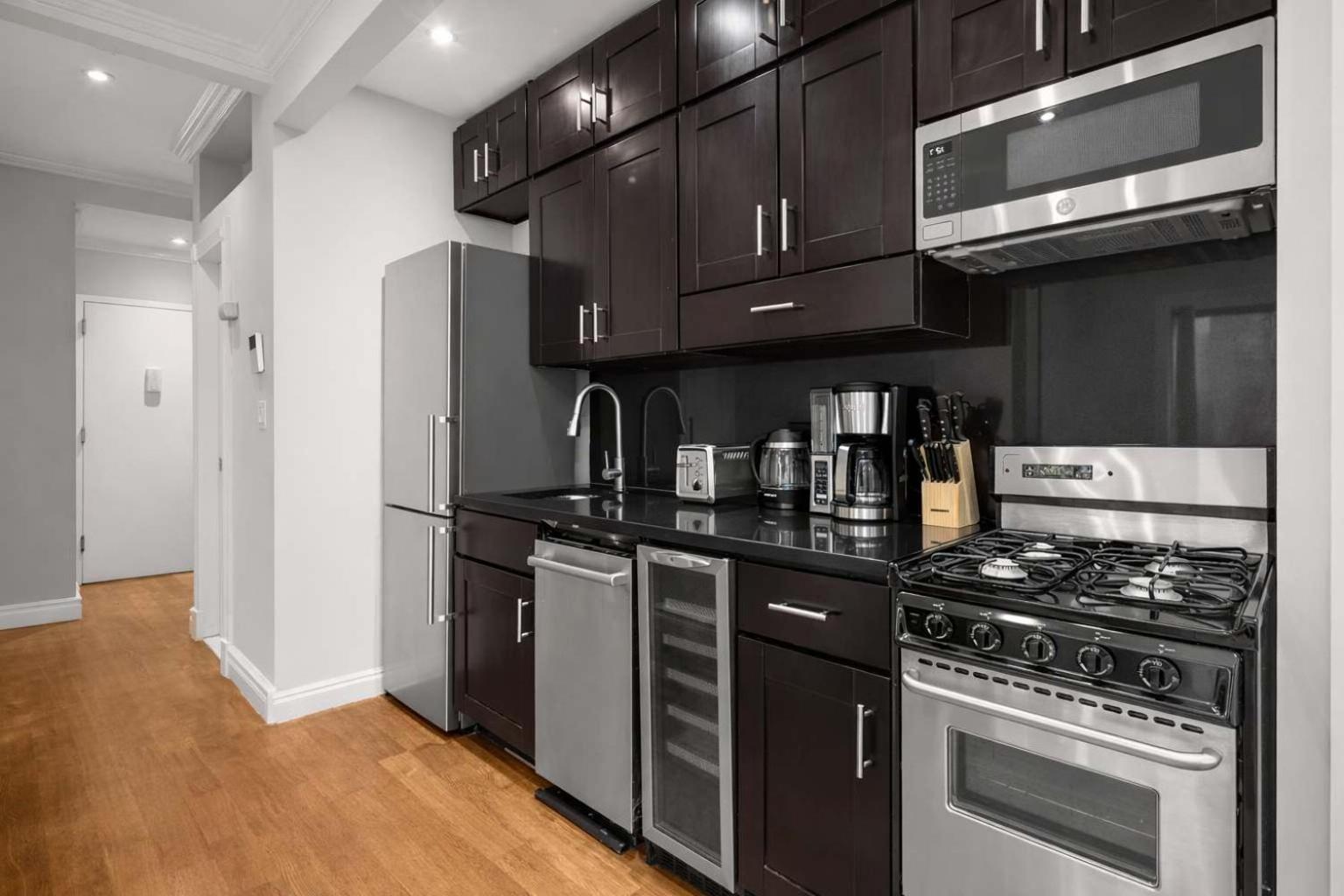 Sleek Lower East Side Retreat *