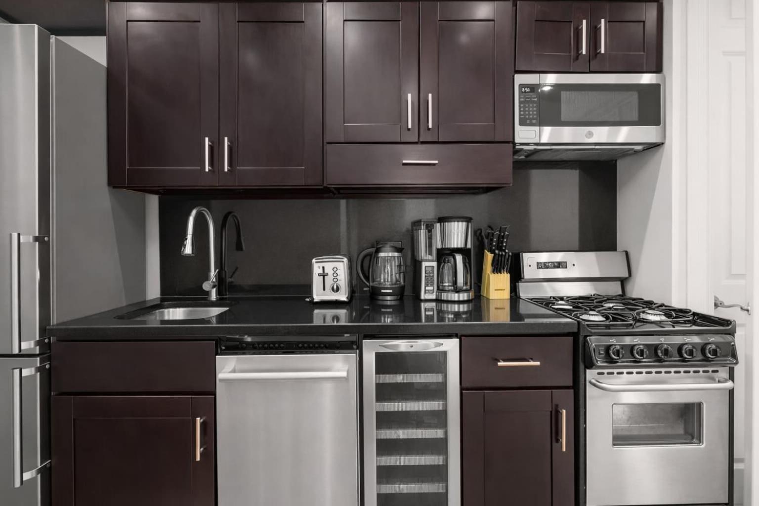 Sleek Lower East Side Retreat Apartment *