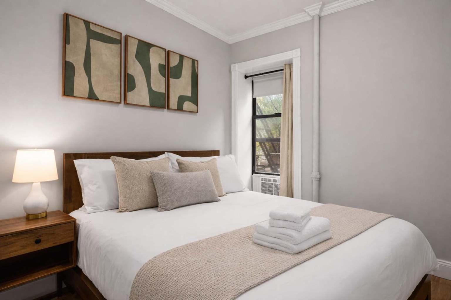 Sleek Lower East Side Retreat Apartment