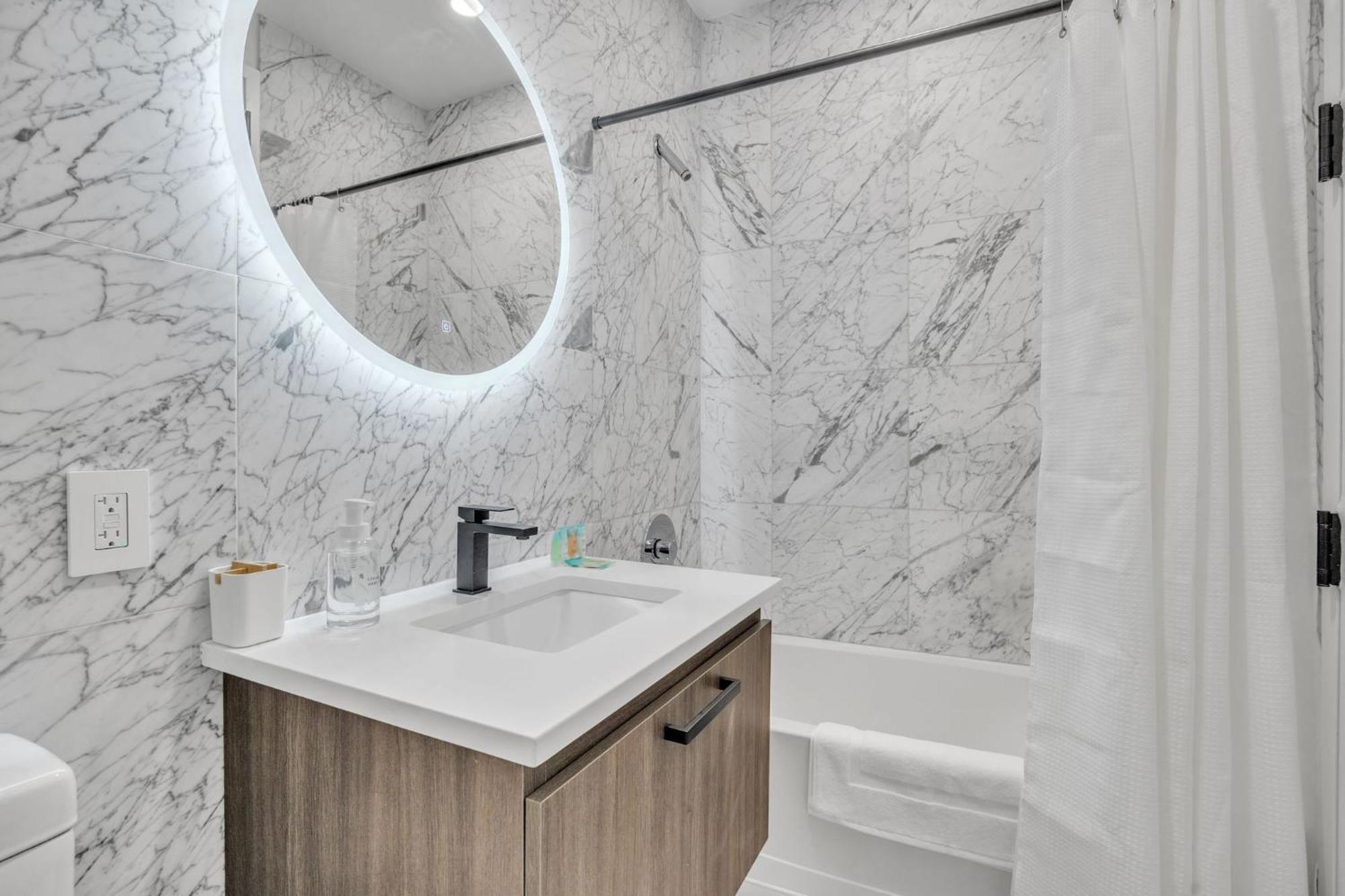 Fidi W Work Setup By Anyplace - 11653 * New York