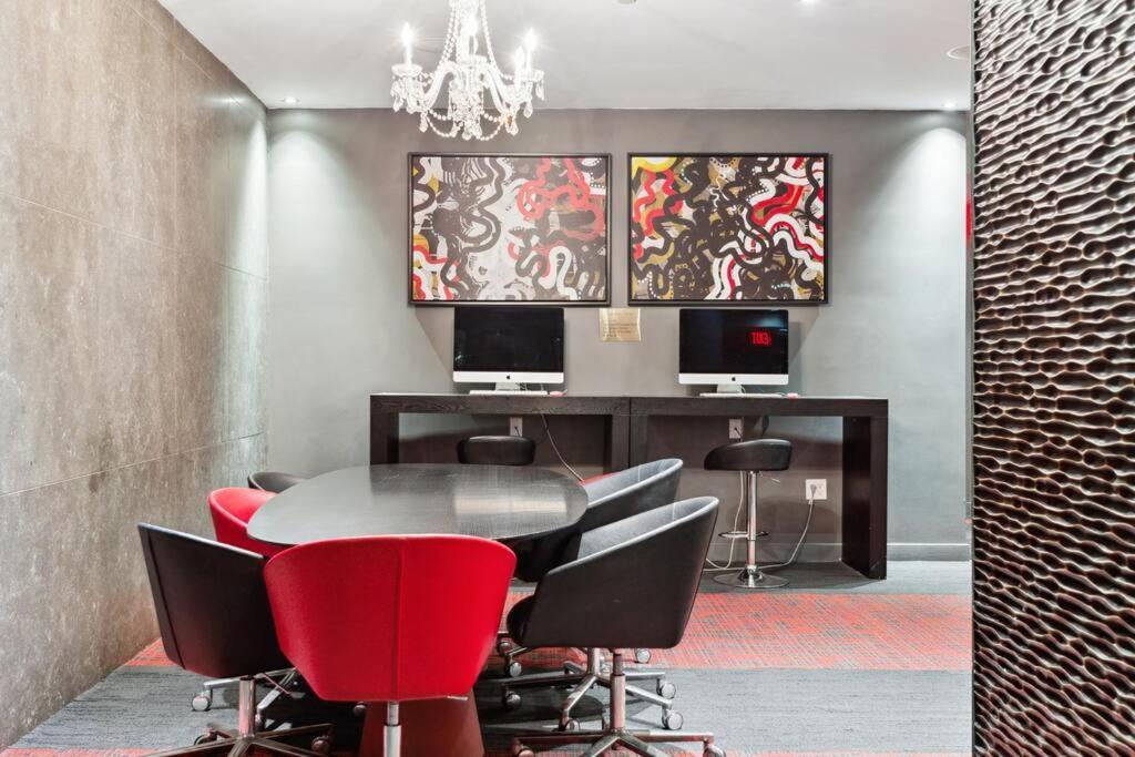 Apartment Fidi W Work Setup By Anyplace - 11653 *