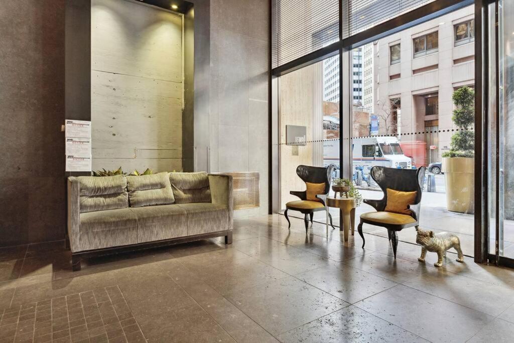 Fidi W Work Setup By Anyplace - 11653