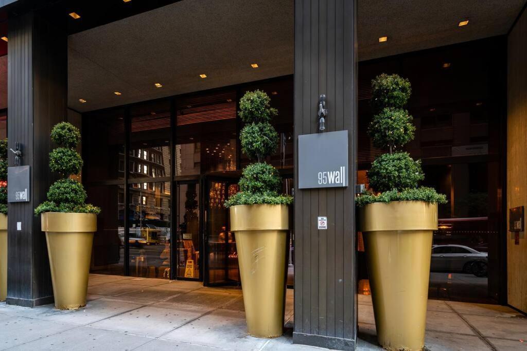 Fidi W Work Setup By Anyplace - 11653 New York