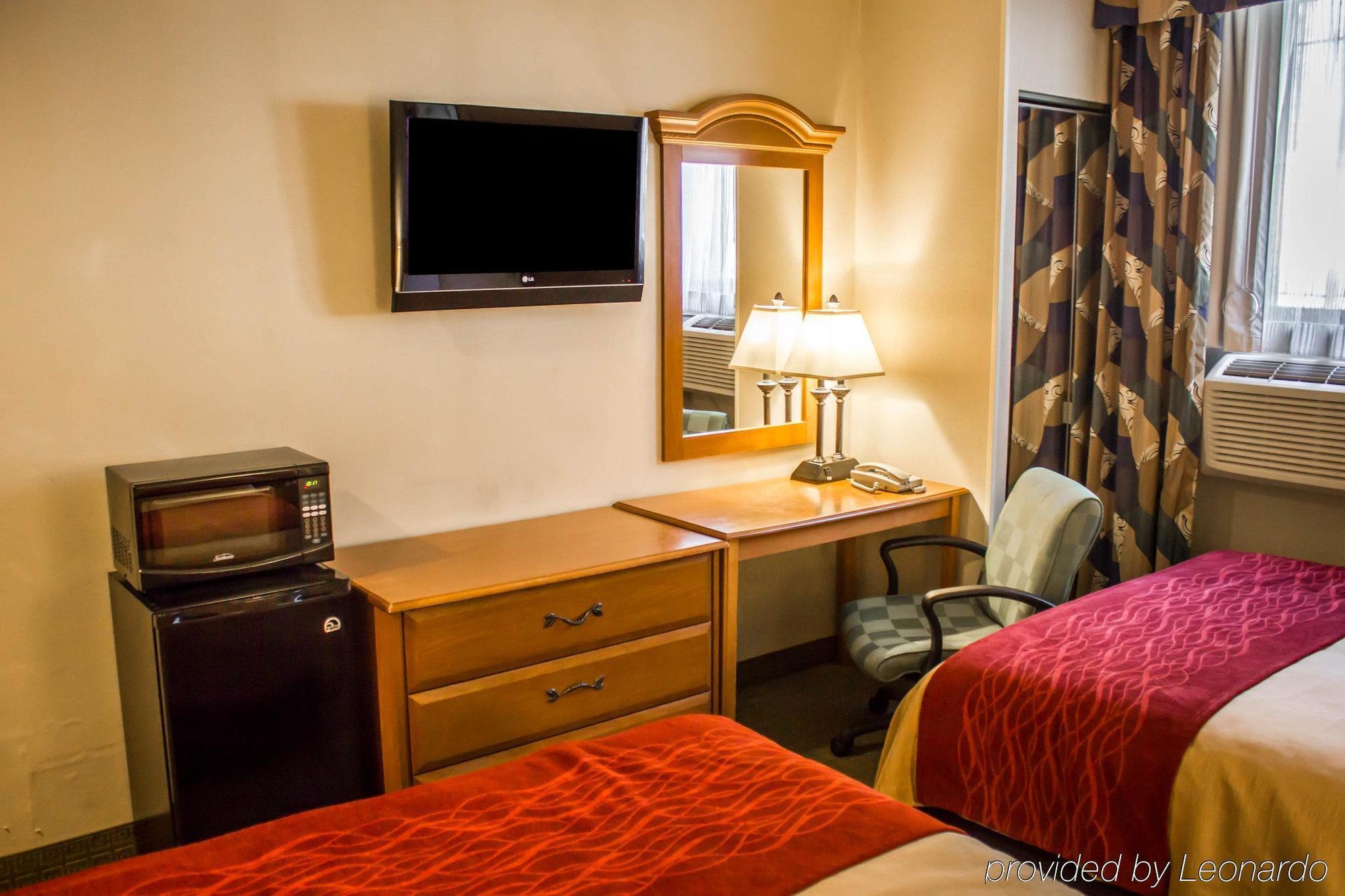 Comfort Jfk Airport 2*