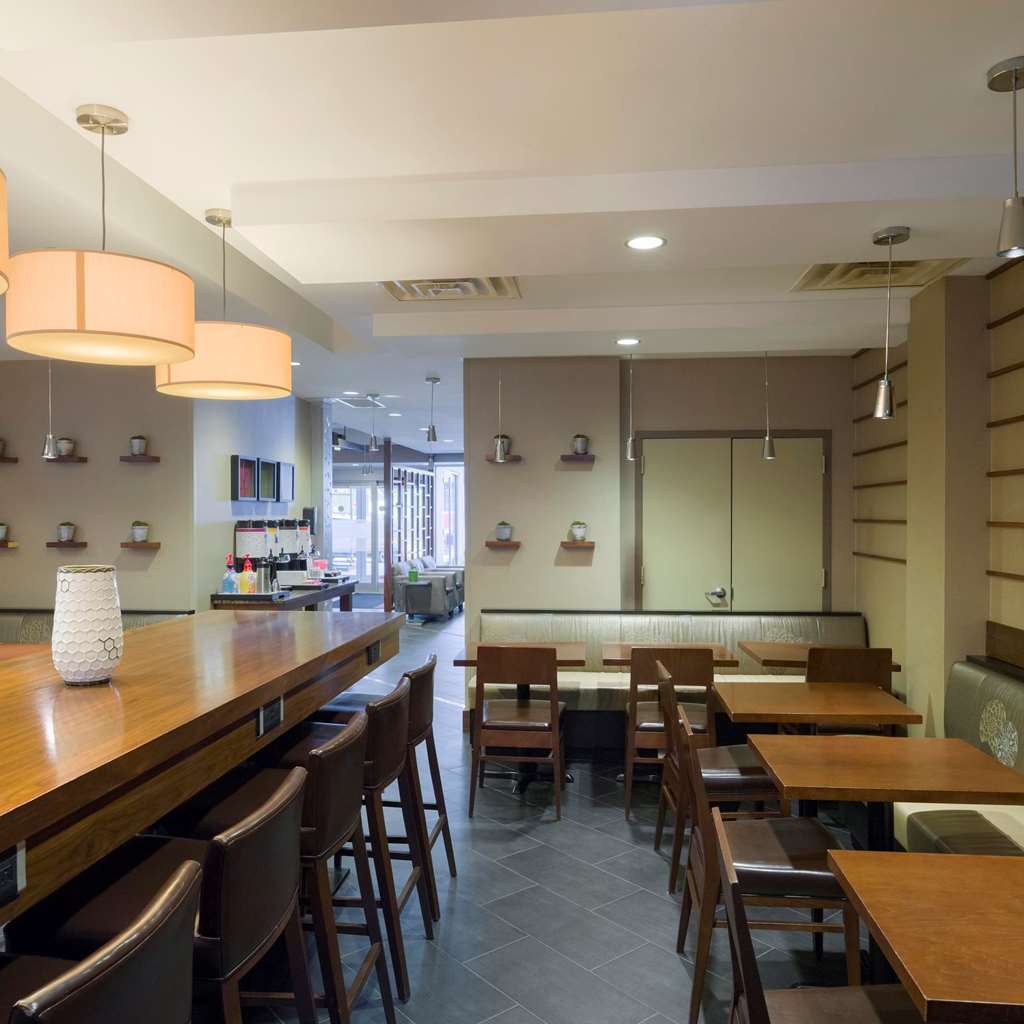 Hampton Manhattan Chelsea Hotel 3*