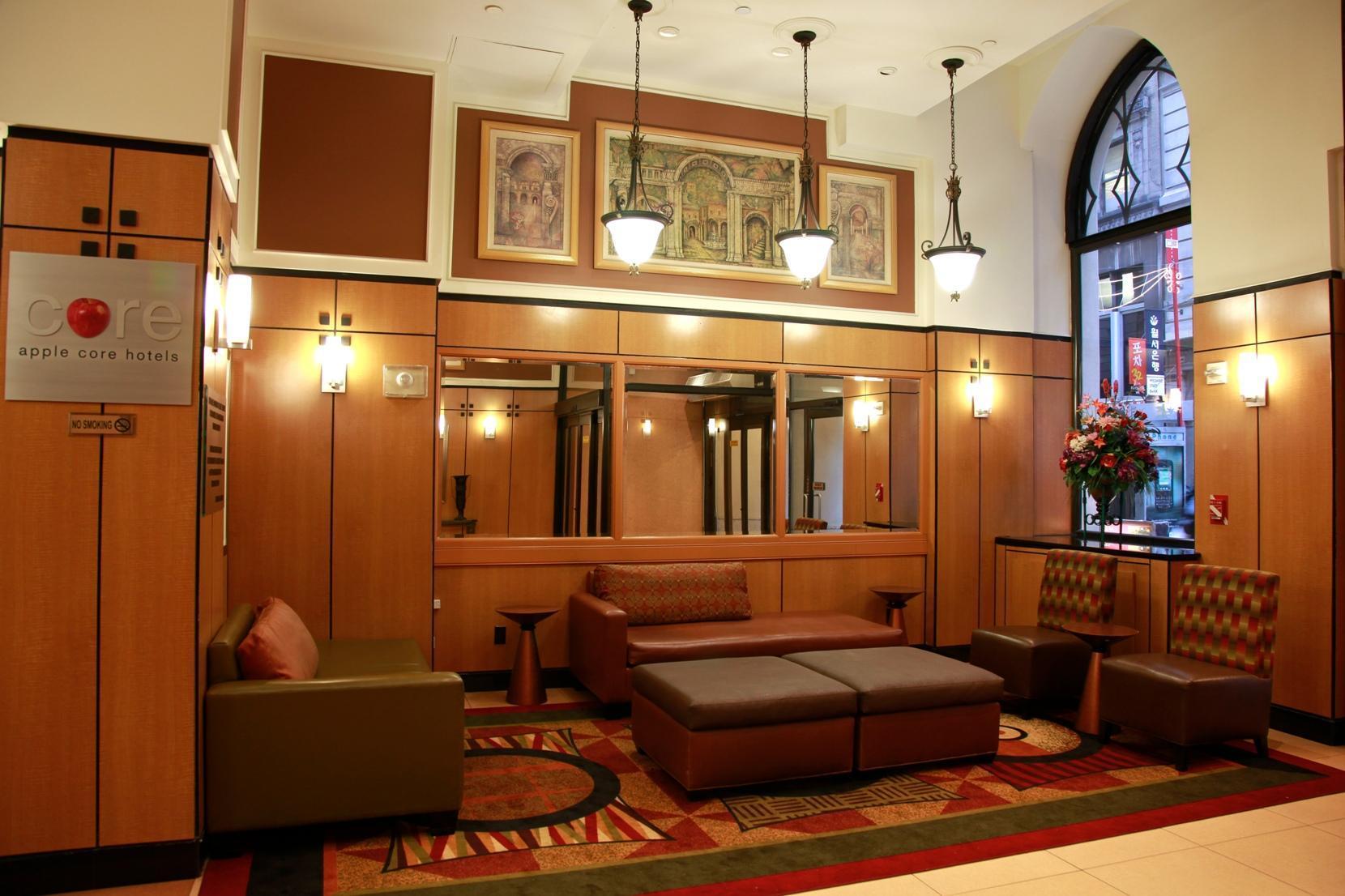 Nyma, The Manhattan Hotel 4*