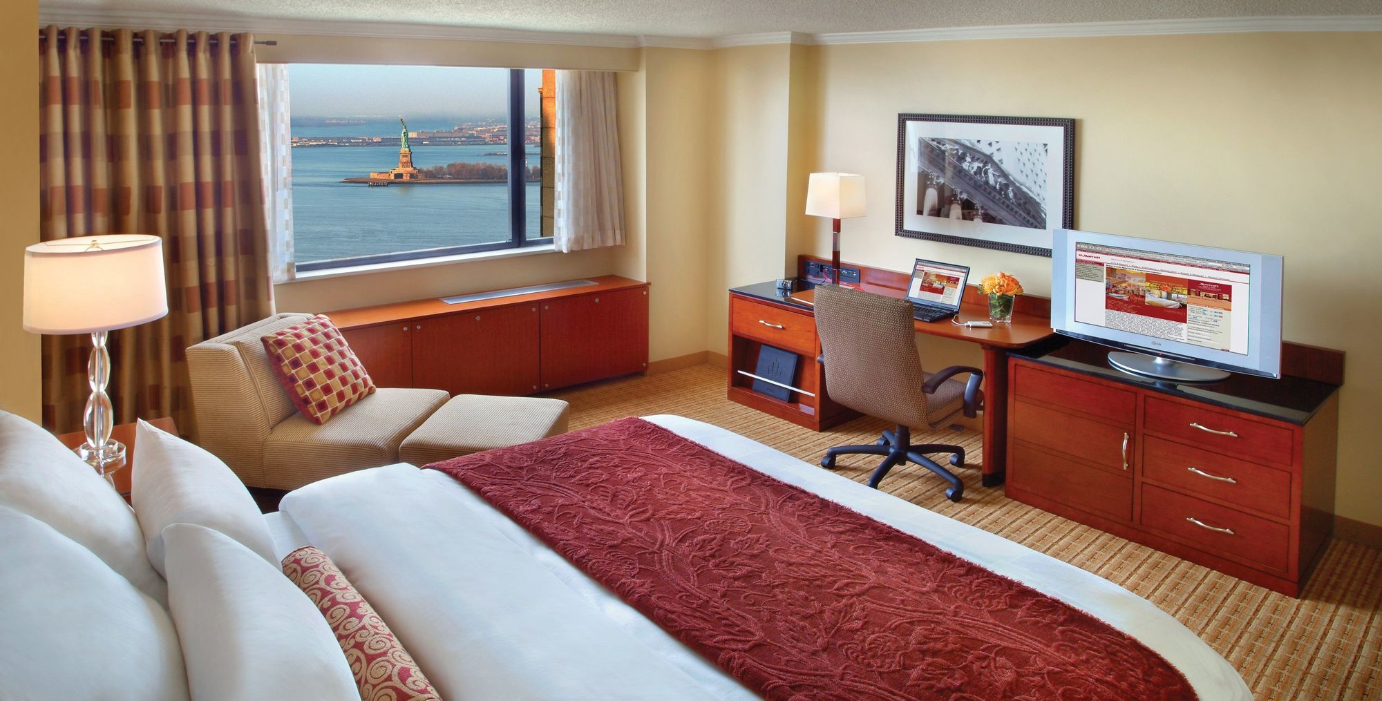 Hotel Marriott Downtown 4*