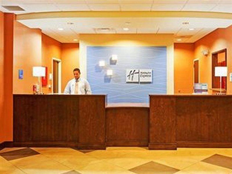 Express - Times Square South By Ihg Hotel New York