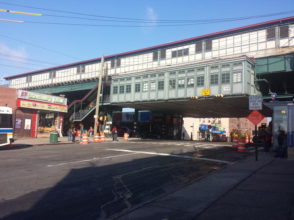 Studio, One And Two Bedroom - Bronx Apartment