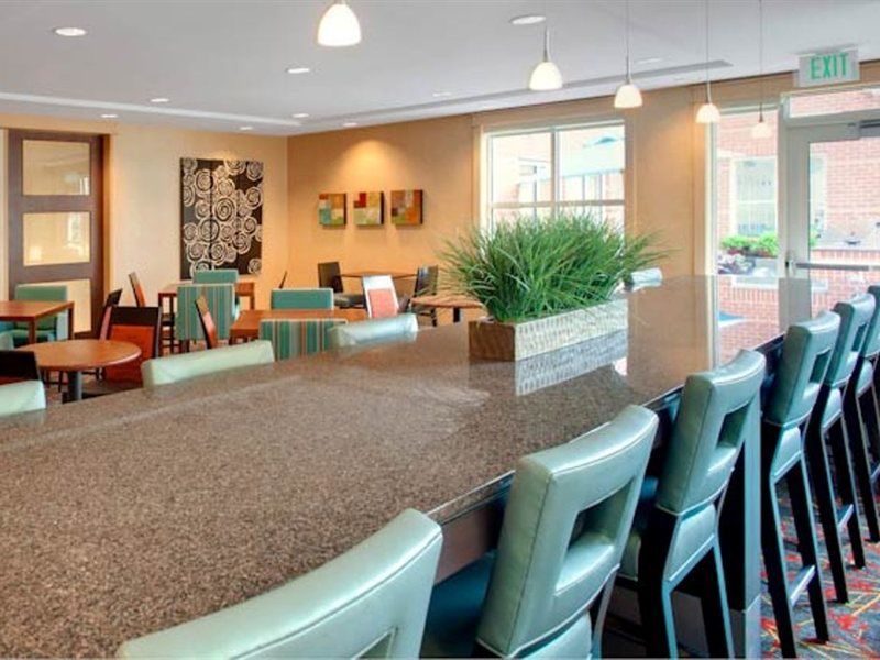 By Marriott Manhattan/ Midtown Eastside Hotel 4*