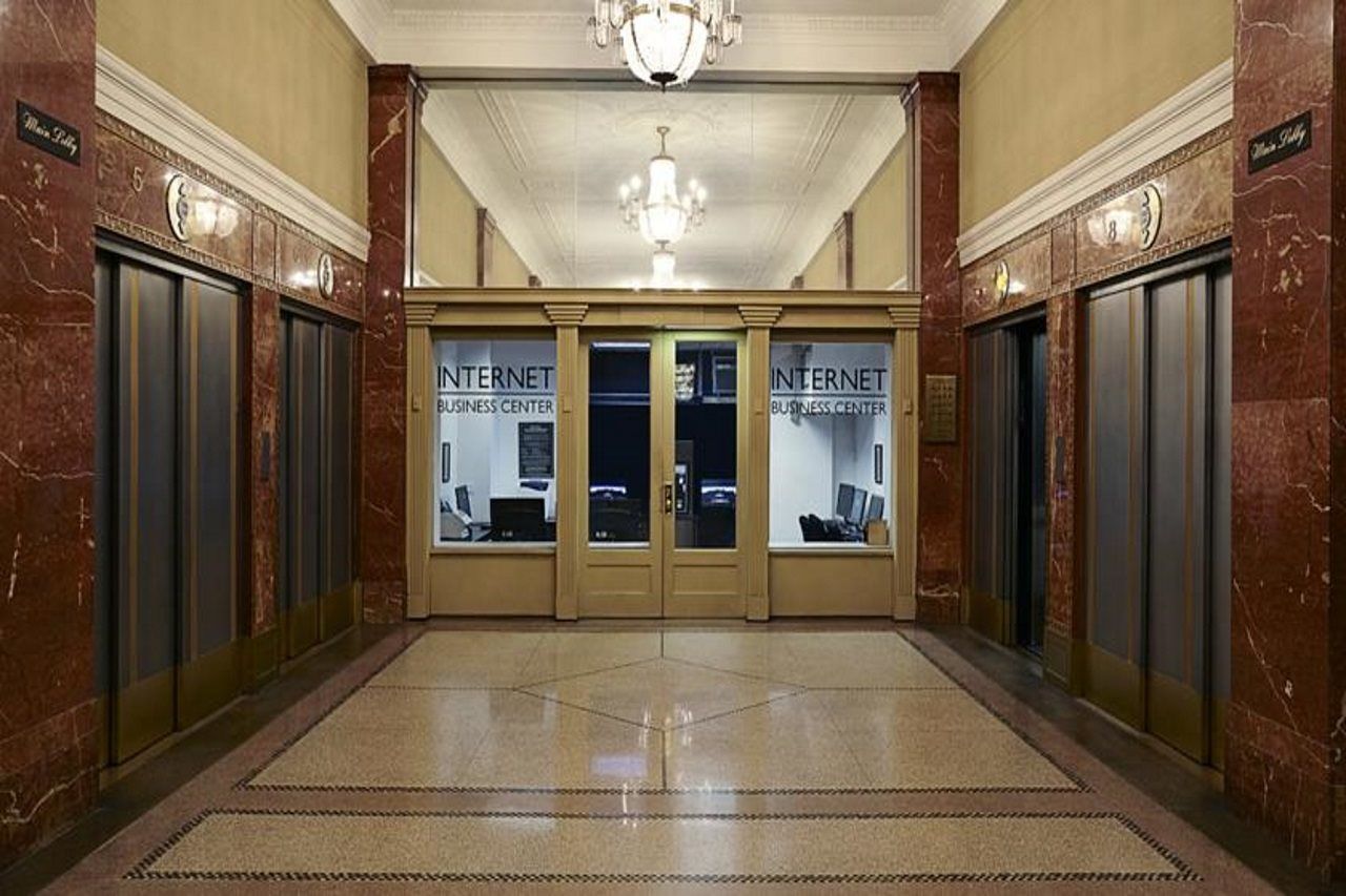 Pennsylvania Hotel 3*