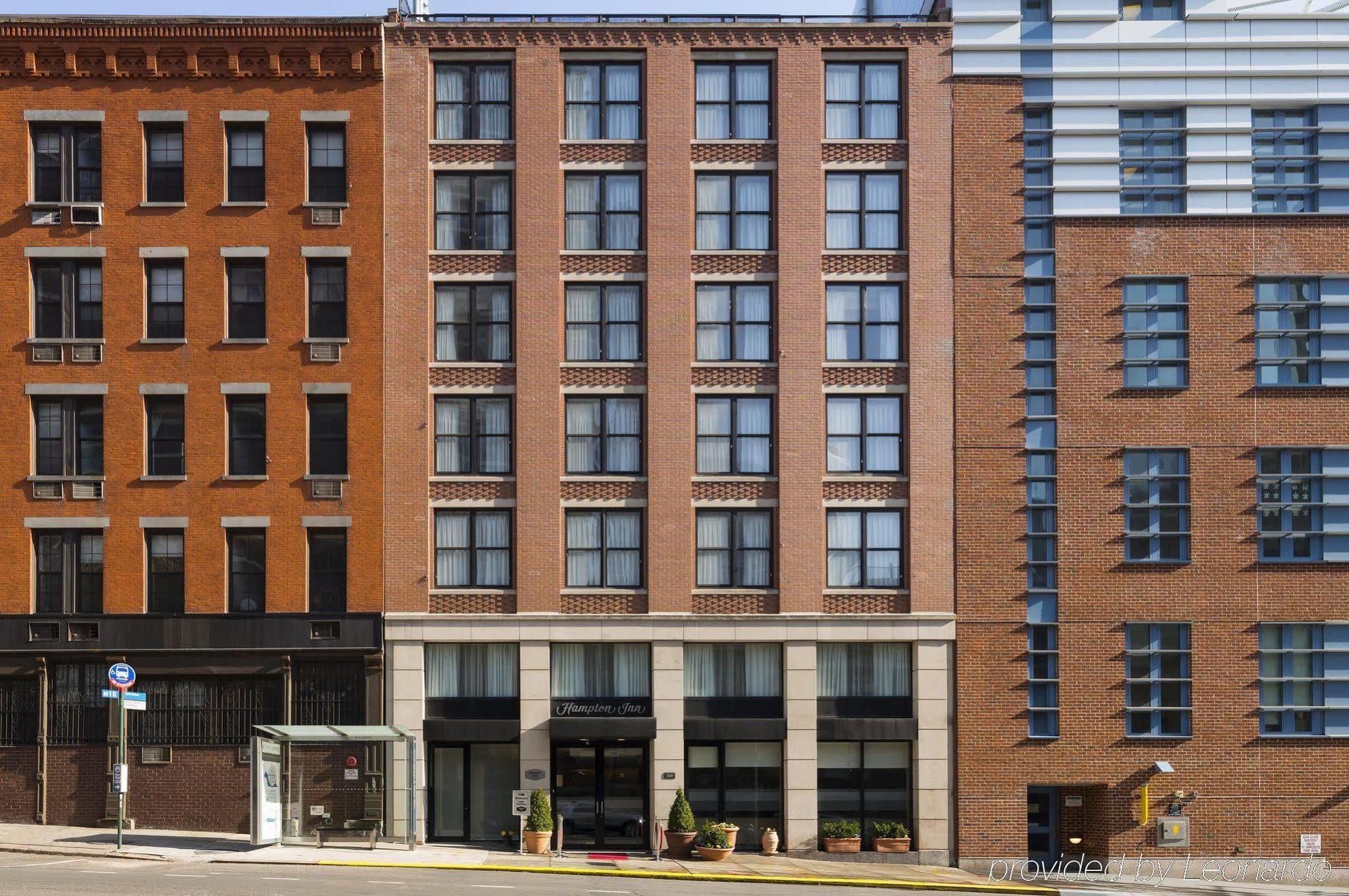 Hampton By Hilton Seaport
