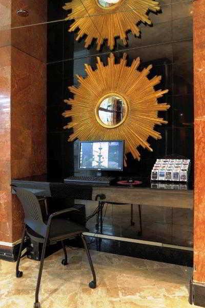 Garden & - Jfk New York