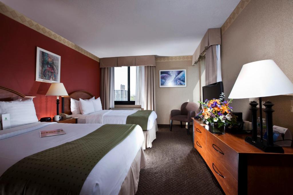 The Laguardia Hotel 3*