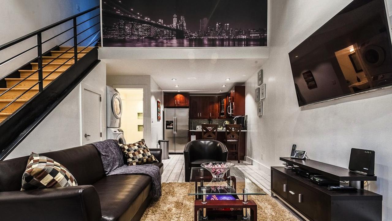 Triplex Carriage House Appartement *