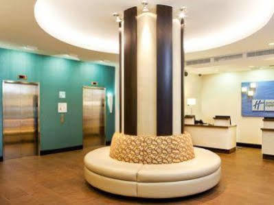 Express - Times Square South By Ihg Hotel New York