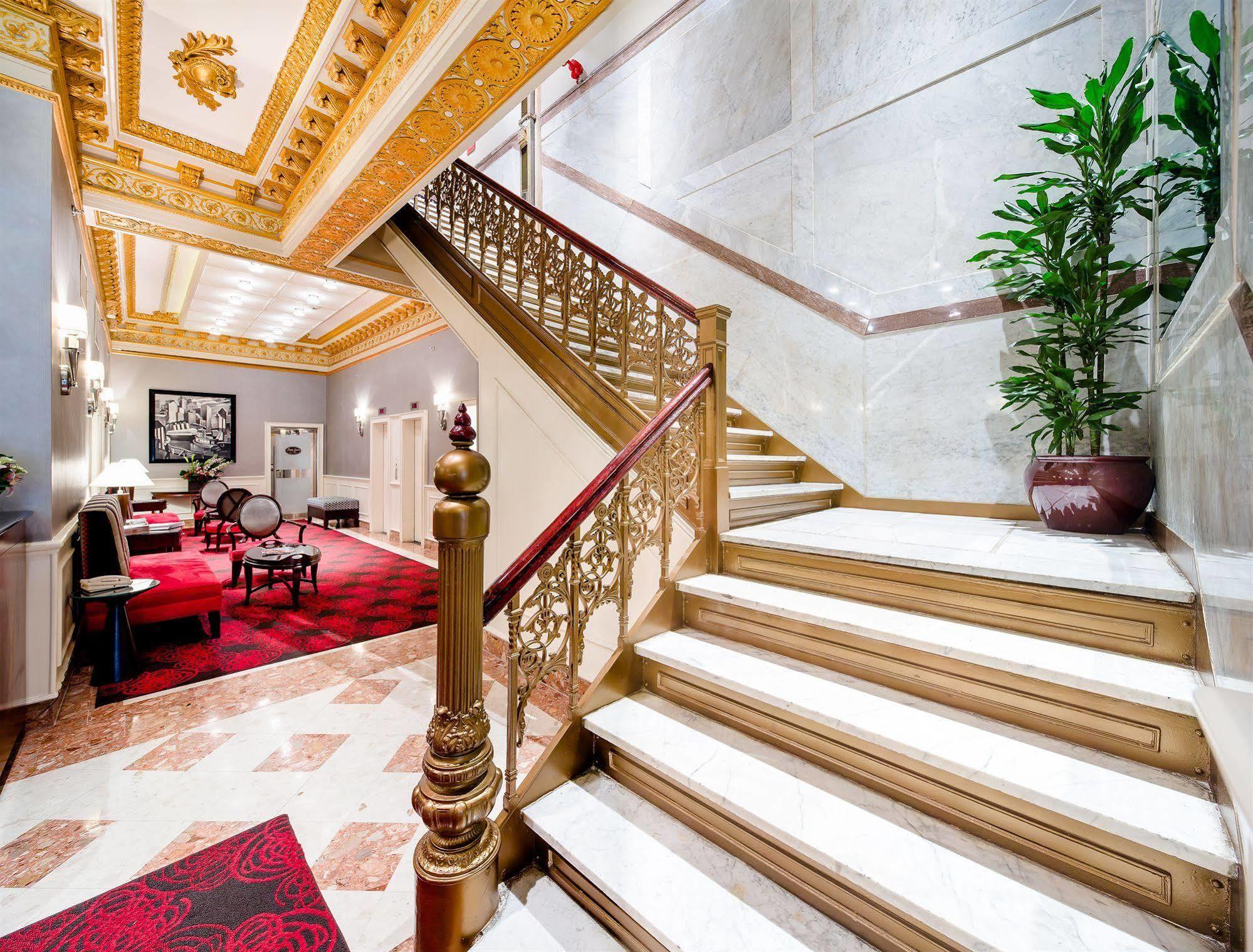 Appart hôtel Radio 3*