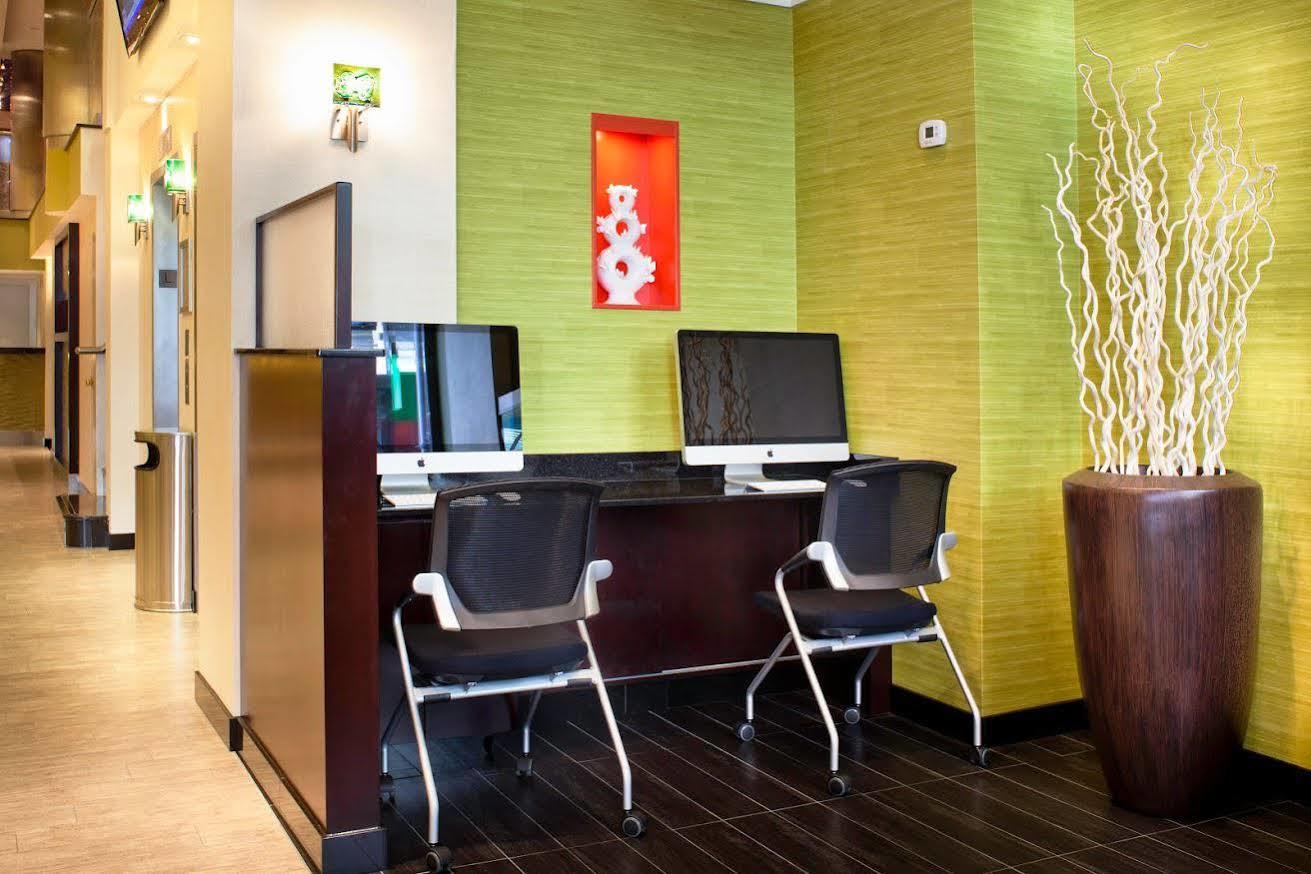 Nyma, The Manhattan Hotel