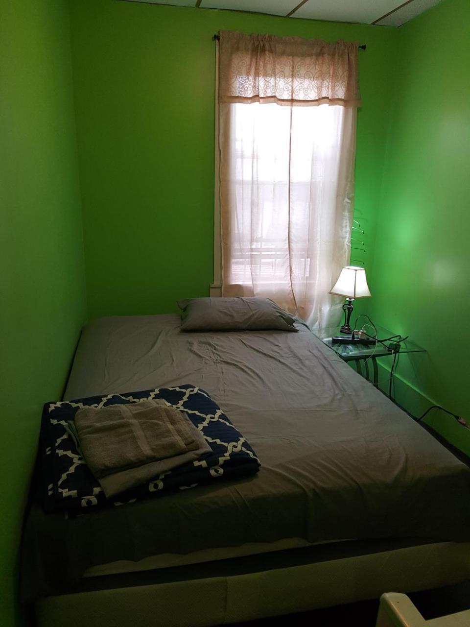 Crown Heights Gasthof *
