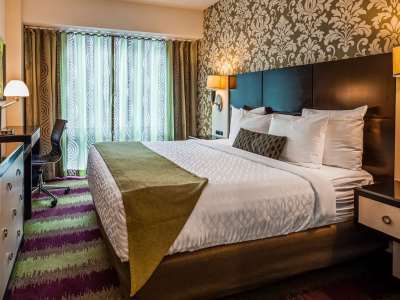 Hotel Western Premier Herald Square 3*
