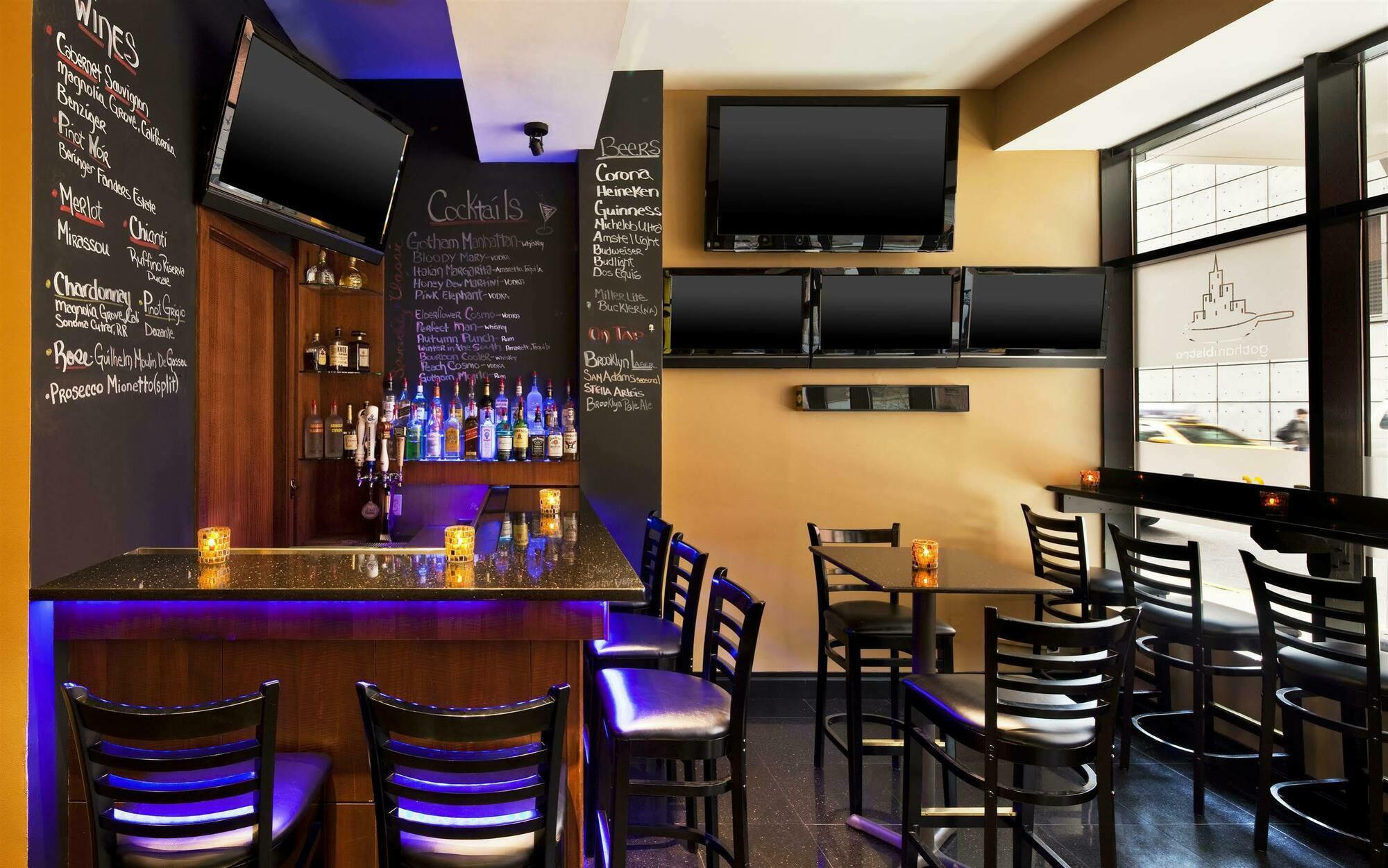 Four Points By Sheraton Midtown - Times Square Hotel