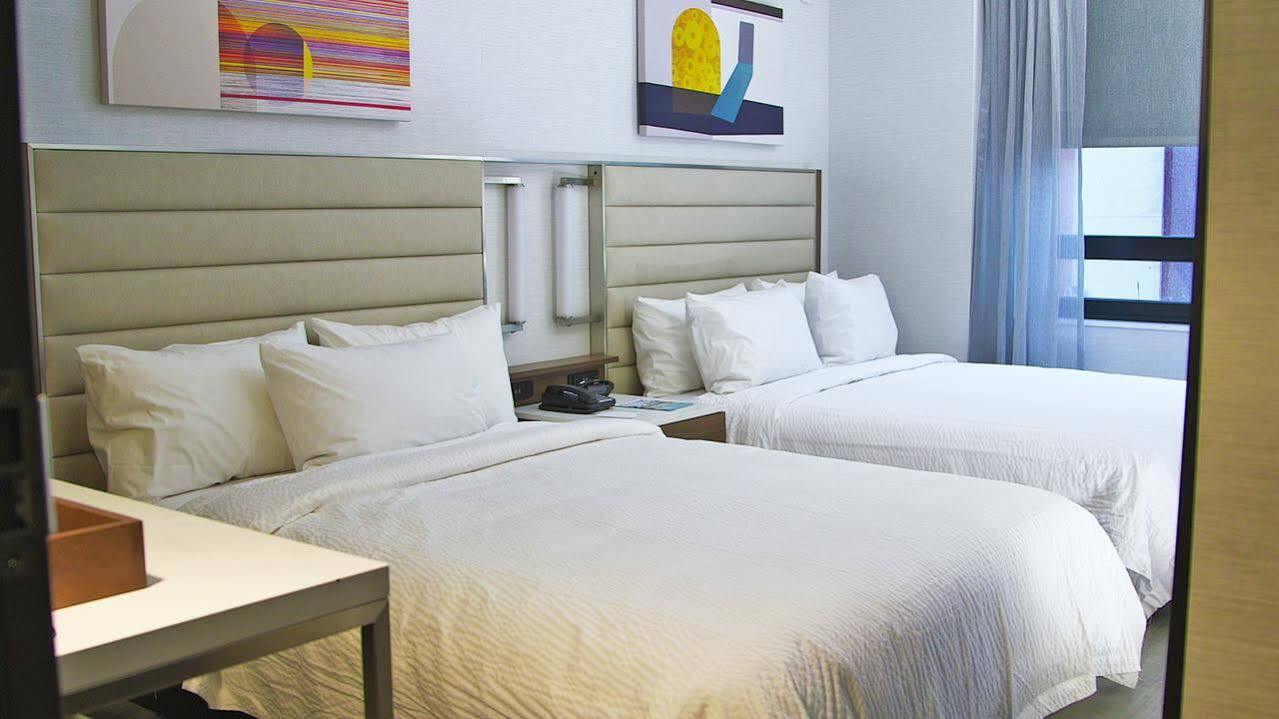 Fairfield & By Marriott Manhattan/times Square South Hotel