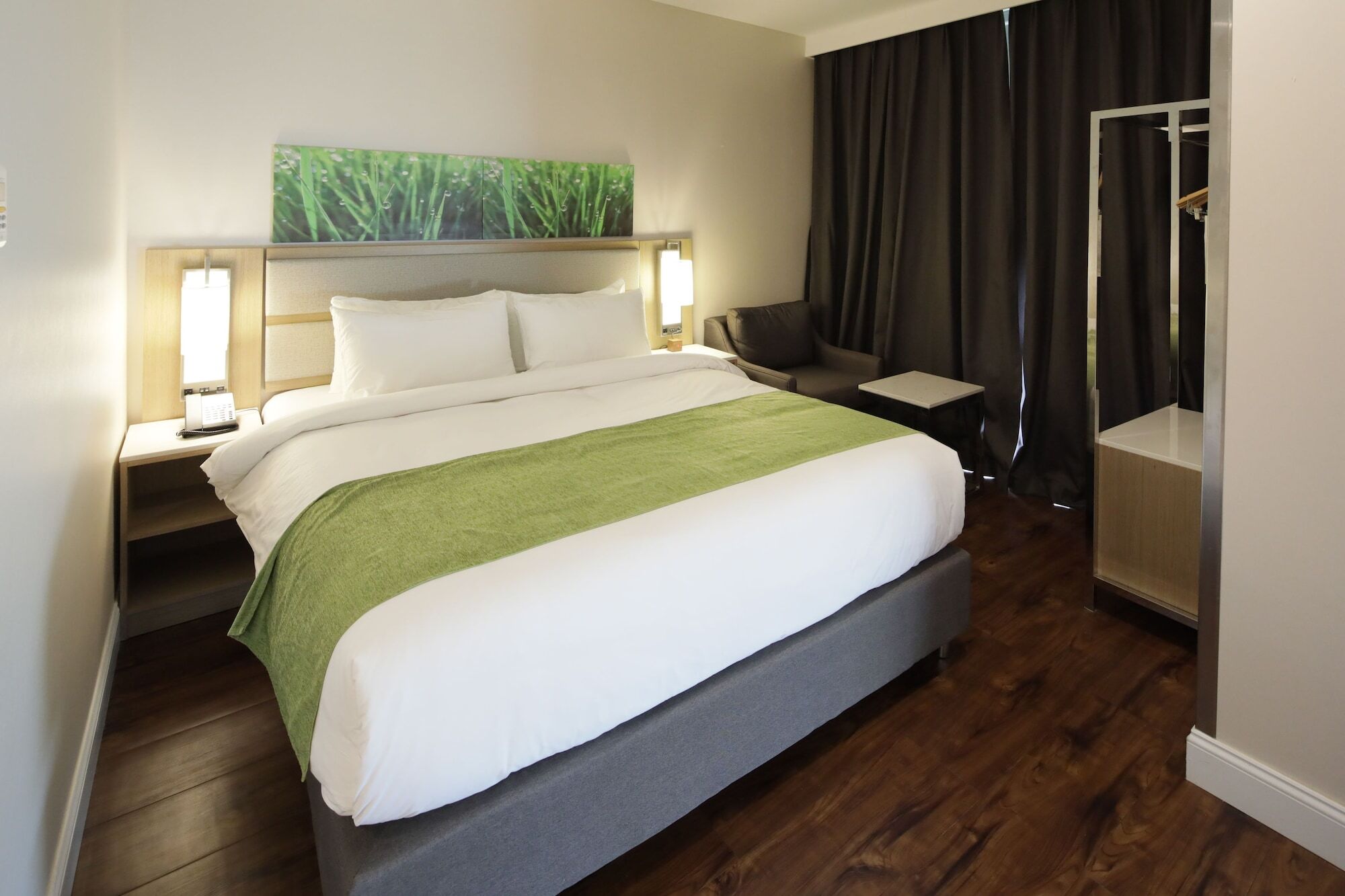 Wyndham Garden Fresh Meadows Flushing Hotel 3*