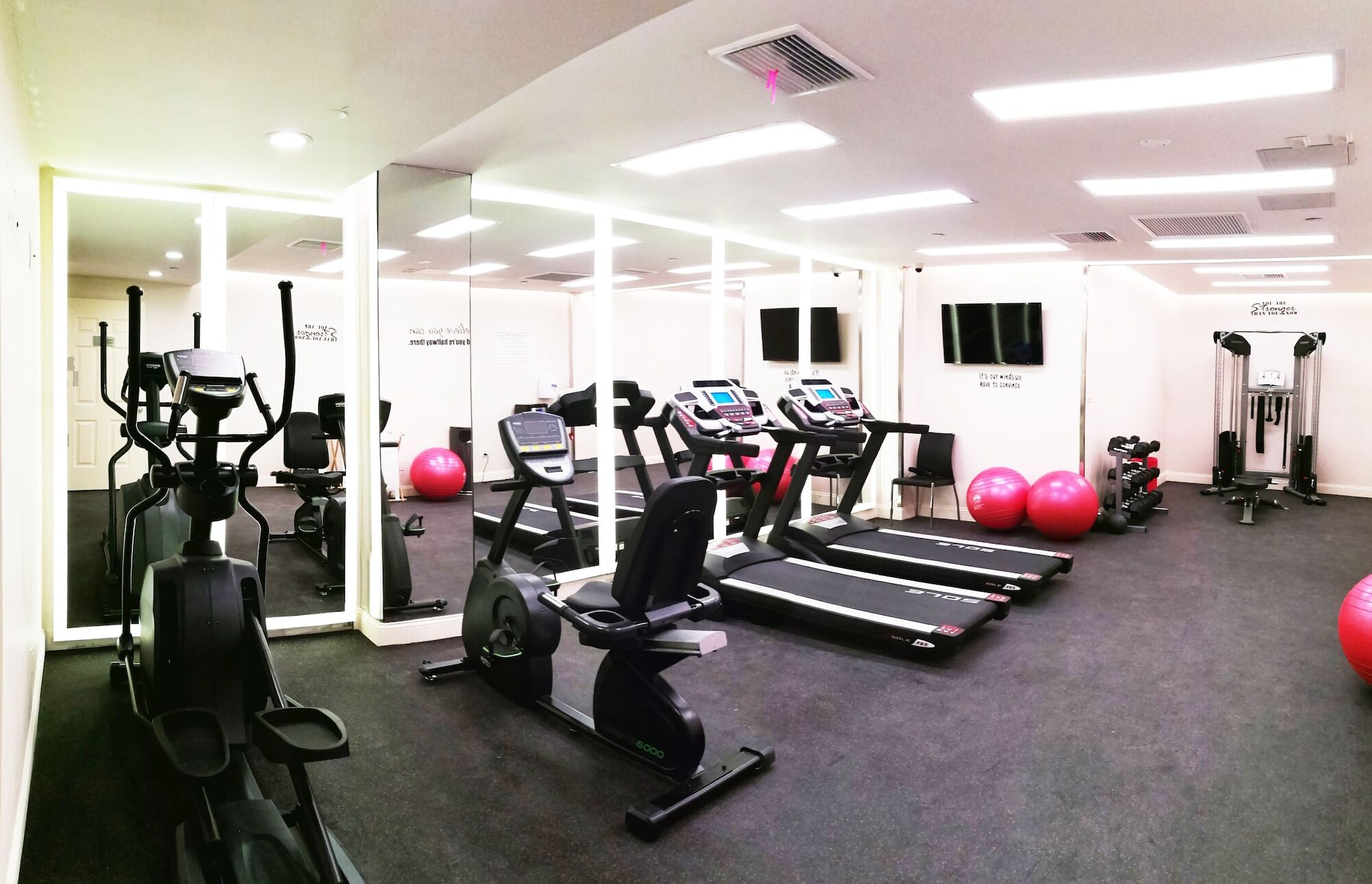 Hotel Wyndham Garden Fresh Meadows Flushing