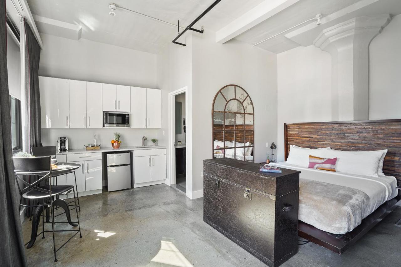 The Collective Paper Factory 4*