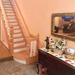 Macaw Guest House
