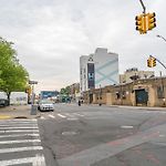 Hotel Ninety Five Fordham / St. Barnabas Hospital