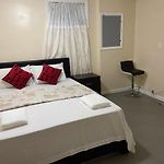 A Private Room In Queens
