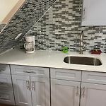A Great Room In Queens