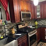 A Lavish Room In Queens