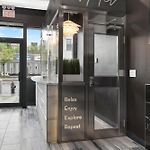 Hotel 365 Bronx - Yankee Stadium