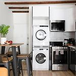 24-14 Renovated Studio Prime Gramercy W D