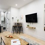 78-2D New Furnished 1Br Wd Walk To Central Park
