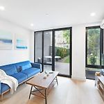 149Bk-101 New Construction 2Br Private Garden W-D