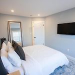 Alafia- Cozy Jfk Area Home - This Property Is A Hosted Property Meaning The Host Live On Site