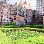 Ues 2Br W Elevator Doorman Gym Nr Central Park Nyc-1072