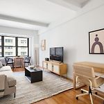 Sutton Place Studio W Doorman Nr Sutton Park Nyc-1140