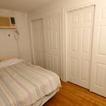 Private Bedroom In Large Modern Brooklyn Brownstone!