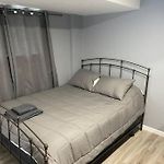 Modern One Bedroom Apartment