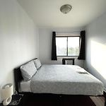 2Br Elevator Apt 10Min To Lga Airport 1Min To Train!