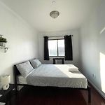 2Br Elevator Apt 10Min To Lga Airport 1Min To Train!