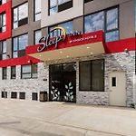 Sleep Inn Brooklyn - Sheepshead Bay