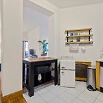 Central Living At Columbia University