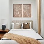 1290-6 Newly Renovated 2 Bedrooms In Ues