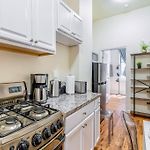 Bright And Cozy 2Br Apartment