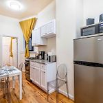 Bright And Cozy 2Br Apartment